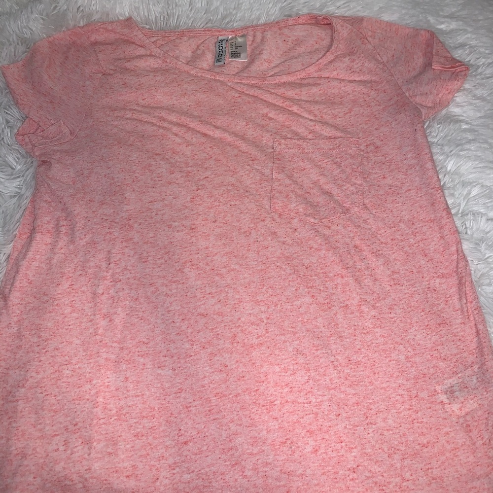 Pink pocket tee